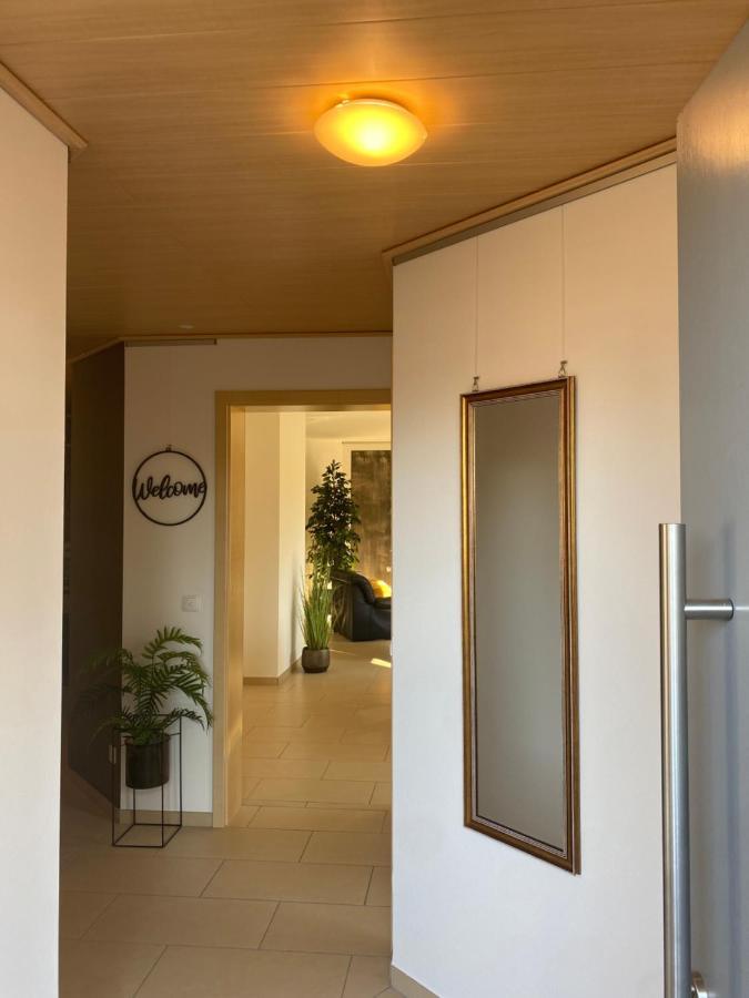 Attraktive Wohnung-Elztalidyll-Zwischen Mosel,Nuerburgring Und Burg Eltz Kollig Exterior photo